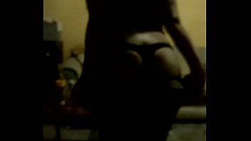 Preview 1 of Gay Guy Strip Poker - novia1parte
