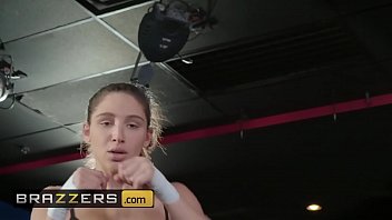 Preview 1 of Sex Girl And Dols - Hot And Mean - (Abella Danger,  Jenna Foxx) - Fight Me Bitch - Brazzers