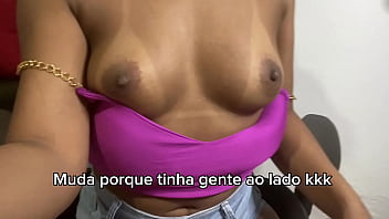 Preview 3 of New X Porn Album - Coloquei um Shortinho curto jeans socado na banda pra provocar o marido da minha amiga era isso