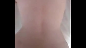 Preview 4 of Pipyxxx Bn - COMENDO A IRM&Atilde_ GORDINHA DE QUATRO