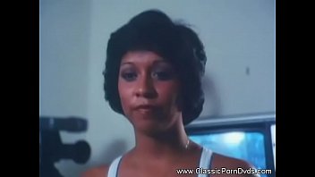 Preview 2 of Orya Sex Vodie - Fun 3some From 1975