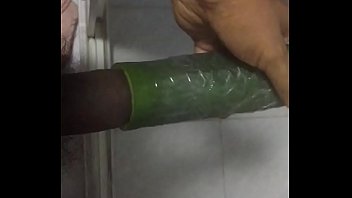 Preview 1 of Buzzer Sex Com - Vagina pepino