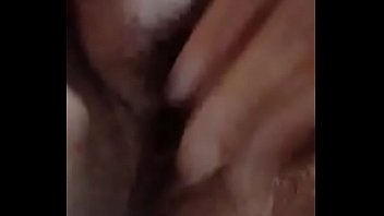 Preview 3 of Stepson Bath - Cuarentona me envia video masturbandose por wsp