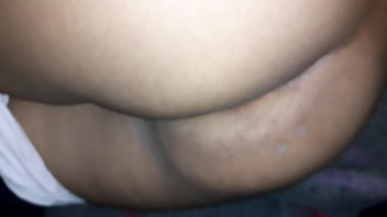 Preview 2 of Hit Milf Tube - La cobradora b. 3