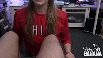 Preview 1 of Ufak Boylu - Netflix and chill: Blowjob