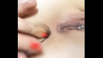 Preview 3 of Policewoman Rape - NOVINHA ENFIANDO NO CU