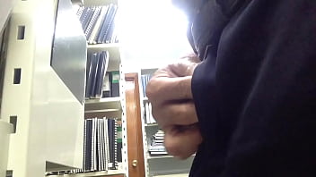 Preview 1 of Onlain Xxx Video - M&aacute_sturbaci&oacute_n en la oficina