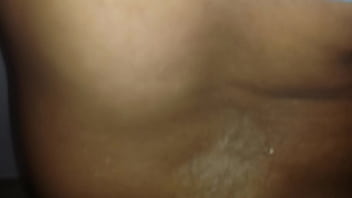 Preview 1 of Mona Selingkub - Me coge rico un desconocido