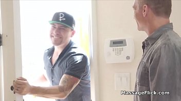 Preview 2 of Xnxx Johnny Castle - The boss wants to fuck my masseuse housewife