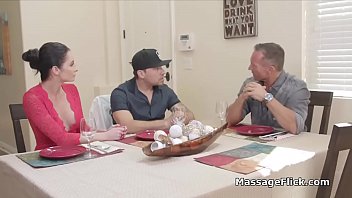 Preview 1 of Xnxx Johnny Castle - The boss wants to fuck my masseuse housewife