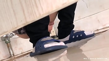 Preview 1 of Bazzer Xvideo - toilet spy boy cum