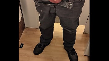 Preview 1 of Sex Dance And Fucking - Punhetinha R&aacute_pida no Shopping