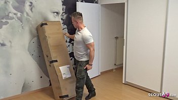 Preview 1 of Song Mehk Malik - MILF SANDRA STURM ERWISCHT IHN MIT SEXPUPPE UND MACHT BEIM DREIER FICK MIT