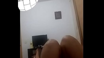 Preview 4 of Ful Hd Bihar Khet Wala Sex Com - Ya otra zanahoria de dildo