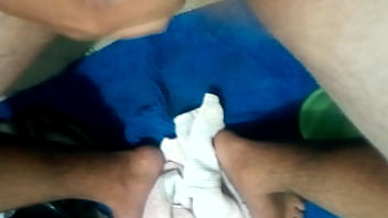 Preview 2 of Squtting Malaysia - Me freshly shaved