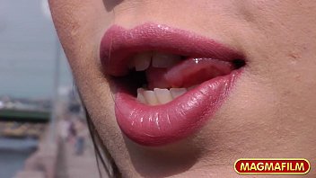 Preview 1 of Indian Sexy Hindi Luangeag Video - Prurient young Elizabeth Bentley adores playing with her clit