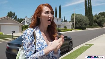 Preview 1 of Nude Xmax - Housewife orally welcomed by neighbours