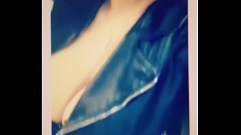 Preview 2 of Sg Bus - Boos