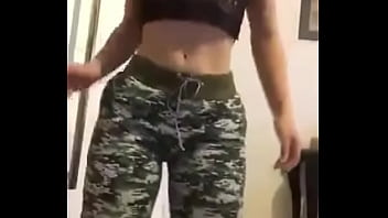 Preview 1 of Puz Pass - Chica bailando y desnuda fose para ti