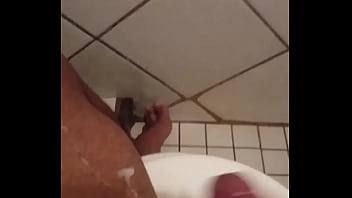 Preview 3 of Muslims Xxx Videos Ho - Gozada no banheiro