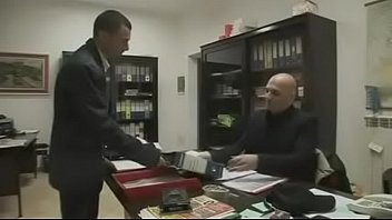 Preview 1 of Cow Riding Sex - Roberto Malone - Meine geile Stief-tochter (2010) - v&iacute_deo 15