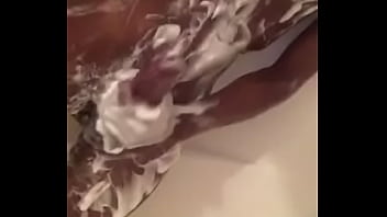 Preview 3 of Kiss On Booty - Yungdingo916 playing in shower