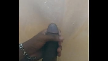 Preview 1 of Porn Rio De Janeiro - Showerplay