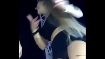 Preview 4 of Really Horrny - Safadas Mostrando a Buceta No Palco