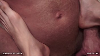 Preview 4 of Lexi Vixi Cum - Loose HOLE.