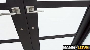 Preview 1 of School Xxx Niw - Cory Chase Fucks The Neighbors 18yr Old