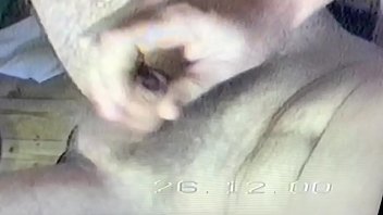 Preview 1 of Daddy Sliping Stolen Daughter - Gammal VHS n&auml_r jag runkar