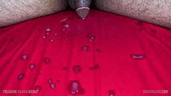 Preview 3 of Mom Lovely Mllf - Damn,  look at all that cum on the sheet!