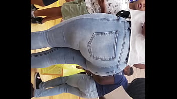 Preview 4 of Badly Romance Naughty Mom - bubblebutt in jeans