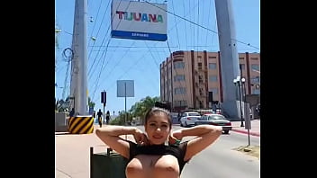 Preview 3 of Mother Daughter Double Titfuck - Chica con calor