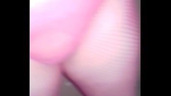 Preview 3 of Upskirt Spy - Mi culona rika posando para la c&aacute_mara ama exivirse