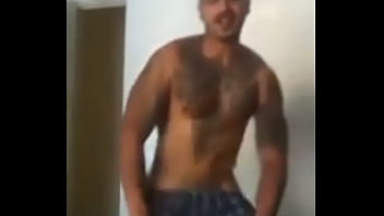 Preview 4 of Download Mp3 Redwap - Cholo bailando