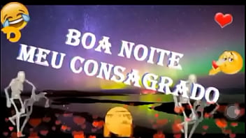 Preview 1 of Josh Green - Fabr&iacute_cio cavalo comendo p&ocirc_nei pequeno e azul de forma bruta e selvagem