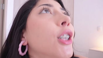 Preview 2 of Kanay Sex - ME DEJ&Oacute_ FOLLAR DE MI PADRASTRO A CAMBIO DE DINERO Y PORQUE LE MIRO SU PENE GRANDE