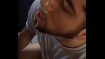 Preview 2 of Horny Dog Fuck Thegirl - Gozando na cara