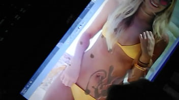 Preview 4 of Con Una Perra Husky - CUM ON CHARLIE NEFF TMZ BABE