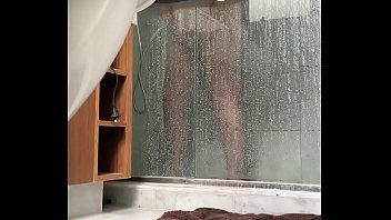 Preview 2 of Desi Vds - BBW caught masturbating in shower