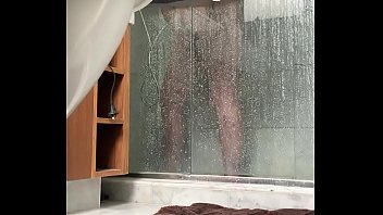 Preview 3 of Desi Vds - BBW caught masturbating in shower