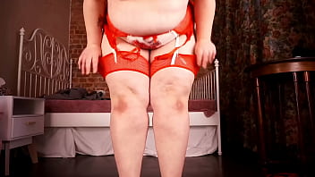 Preview 4 of Moome Babe Fuc - BBW shows off and seduces with her figure
