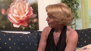 Preview 1 of Bbw Japan Sex Son - Oma und Opa beim Porno Casting - Deutsche Rente reicht nicht - German Granny