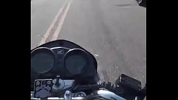 Preview 3 of Pakistan Aunty Xnxx - Comi a novinha em cima da moto