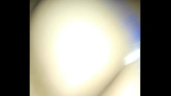 Preview 1 of Skinny Hairy Nerd - Morena moviendose rico y viniendose rico en mi