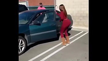 Preview 1 of Marcus London Y Nocolette Shea - twerking couple fuck culiando morra en la calle