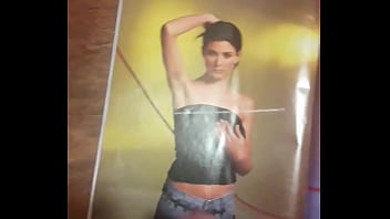 Preview 2 of Dul Olgun Turk - Eyacula en la revista