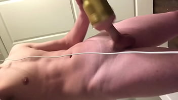 Preview 3 of Snilon Xxx Video - Les gusta como juego con mi verga?