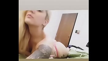Preview 1 of Old Boydies Porn - Moviendo la colita!!!